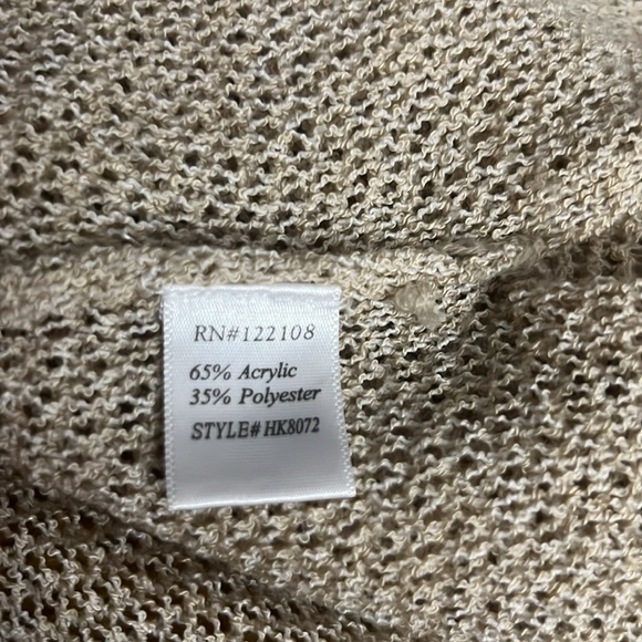 Yemak Long Sleeve Knitted Sweater - Picture 7 of 8